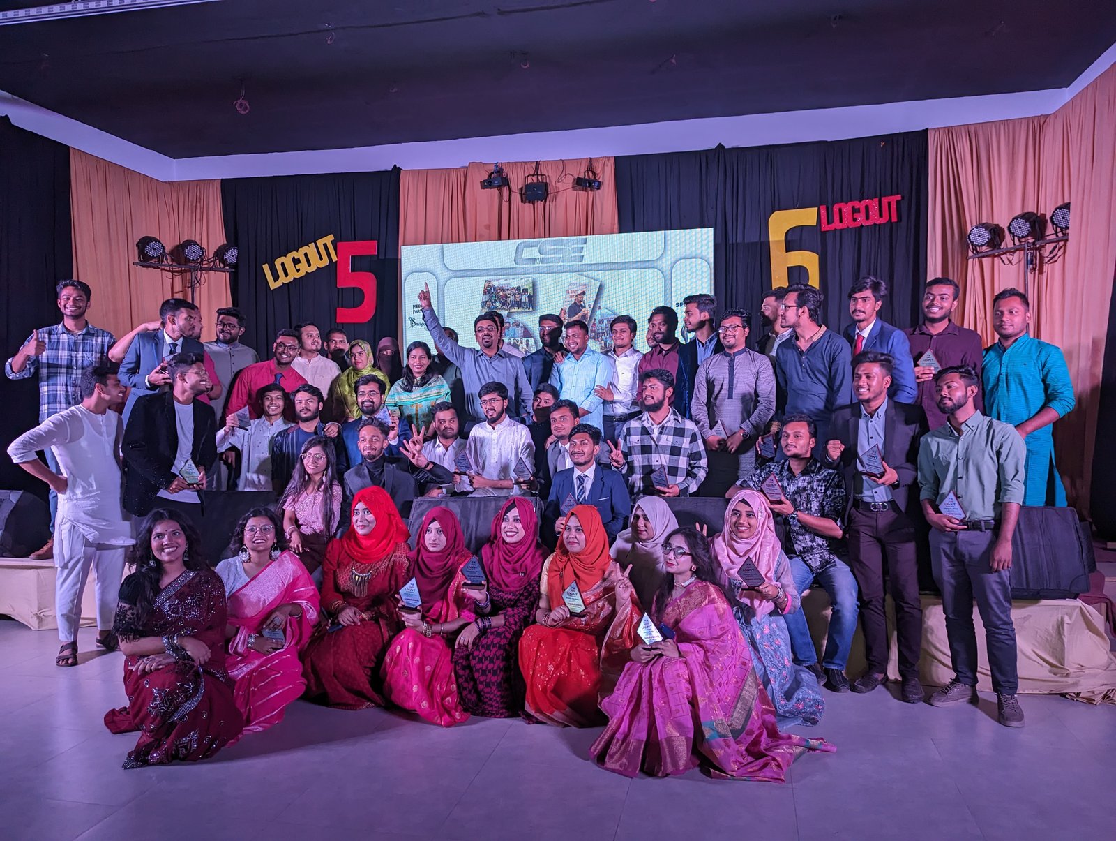 University Farewell Moments - Image 4