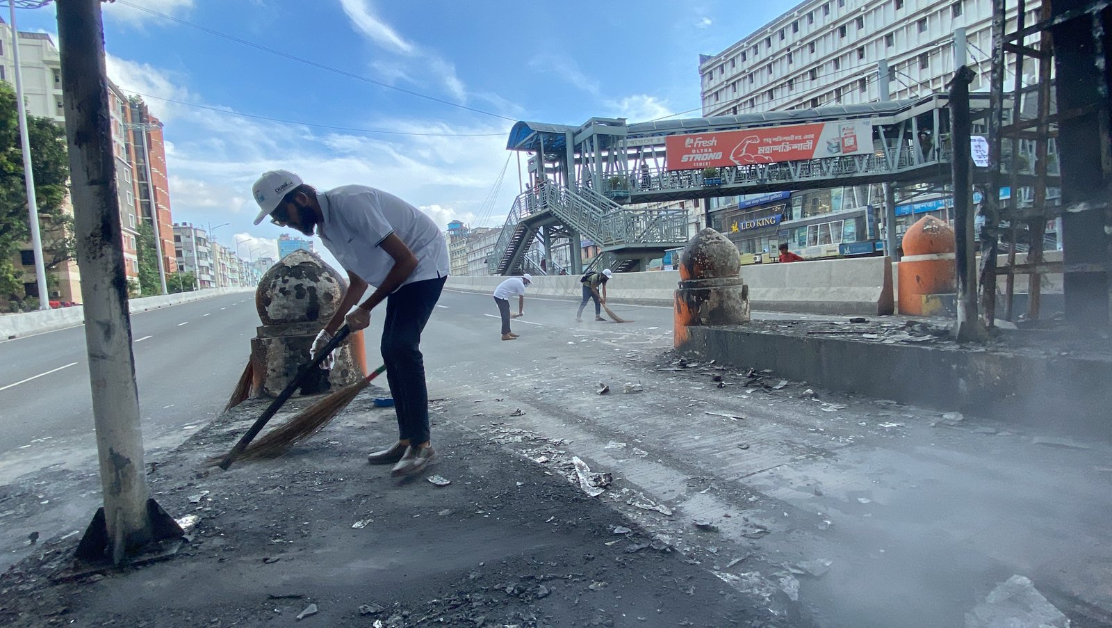 Mohakhali Elevated Expressway Cleaning Drive - Image 2